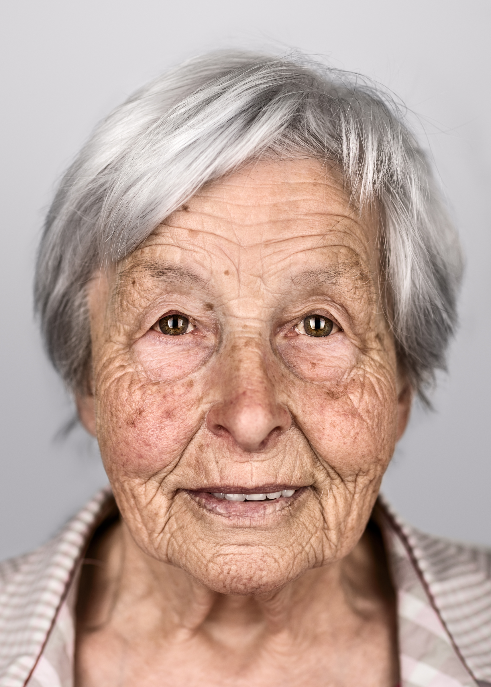 Photo by Keystone-SDA / Peter Klaunzer - Portrait of Elisabeth Marti