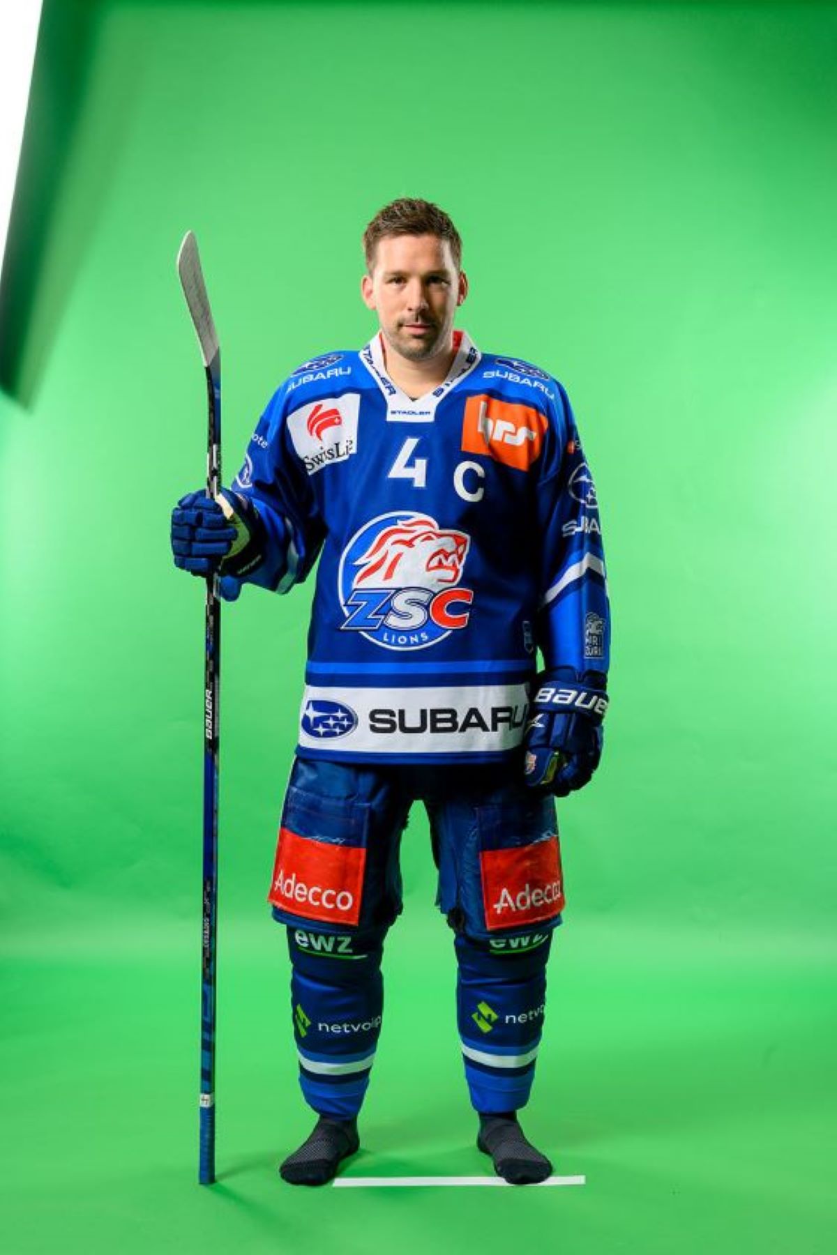 Mandat pour les ZSC Lions, Geering Patrick pour carte des autographes - Photo: Keystone-ATS/ Christian BeutlerA / Christian Beutler