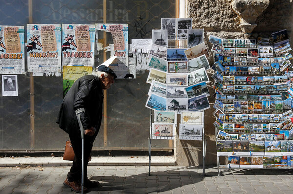 A kiosk at the square Piata Unirii in the old city of Cluj-Napoca (Klausenburg) in Siebenbuergen (Transsilvanien) in Romania